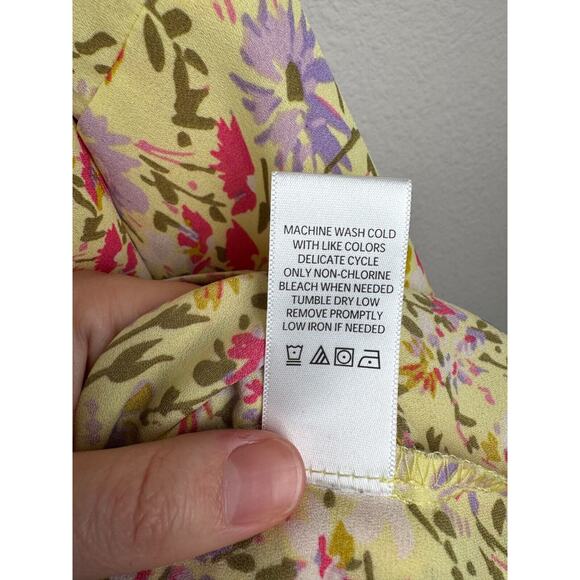 So Beautiful, The Pioneer Woman Floral Blouse, Excellent Condition! 🩷 - Picture 5 of 10